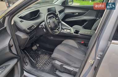 Позашляховик / Кросовер Peugeot 3008 2018 в 