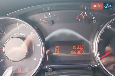 Позашляховик / Кросовер Peugeot 3008 2013 в 