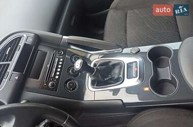 Внедорожник / Кроссовер Peugeot 3008 2009 в 