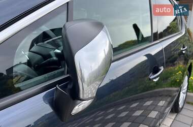 Внедорожник / Кроссовер Peugeot 3008 2015 в 