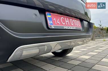 Внедорожник / Кроссовер Peugeot 3008 2015 в 