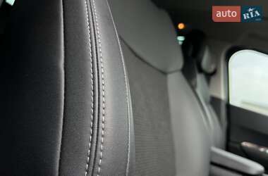 Внедорожник / Кроссовер Peugeot 3008 2015 в 