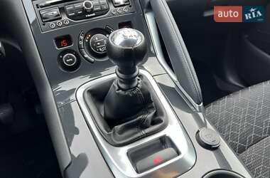 Внедорожник / Кроссовер Peugeot 3008 2015 в 