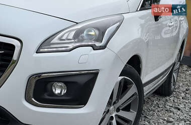 Позашляховик / Кросовер Peugeot 3008 2015 в 