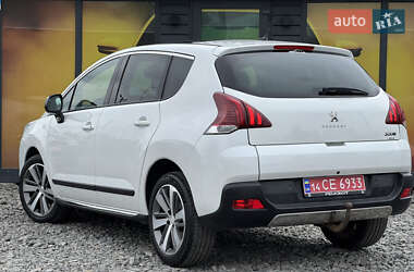 Позашляховик / Кросовер Peugeot 3008 2015 в 