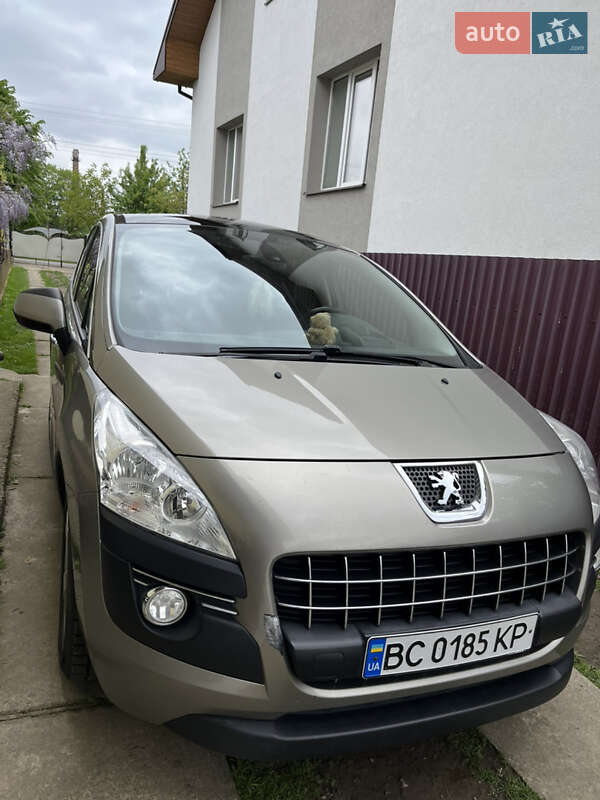 Позашляховик / Кросовер Peugeot 3008 2009 в Стрию