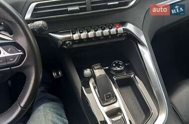 Внедорожник / Кроссовер Peugeot 3008 2019 в 