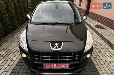 Внедорожник / Кроссовер Peugeot 3008 2011 в 