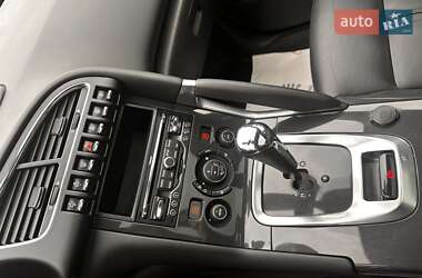 Внедорожник / Кроссовер Peugeot 3008 2011 в 