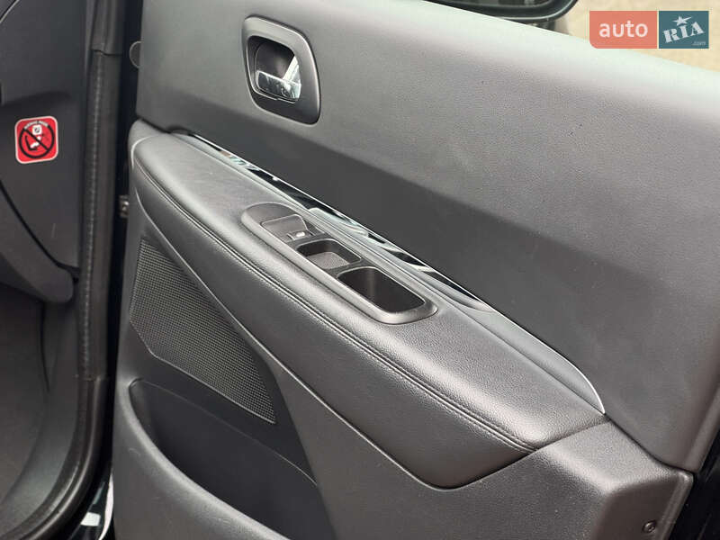 Позашляховик / Кросовер Peugeot 3008 2012 в Стрию