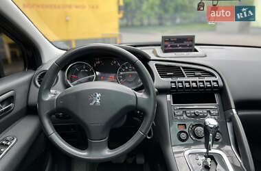 Позашляховик / Кросовер Peugeot 3008 2012 в 
