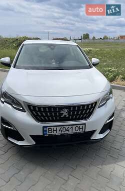 Позашляховик / Кросовер Peugeot 3008 2018 в Южному