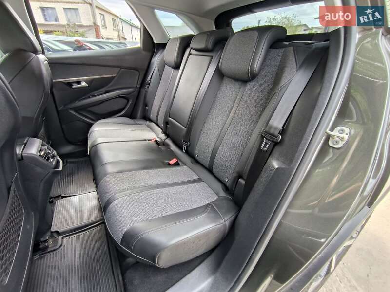 Внедорожник / Кроссовер Peugeot 3008 2020 в Киеве