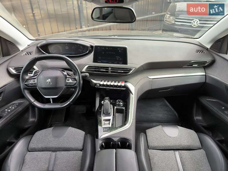 Внедорожник / Кроссовер Peugeot 3008 2020 в Киеве