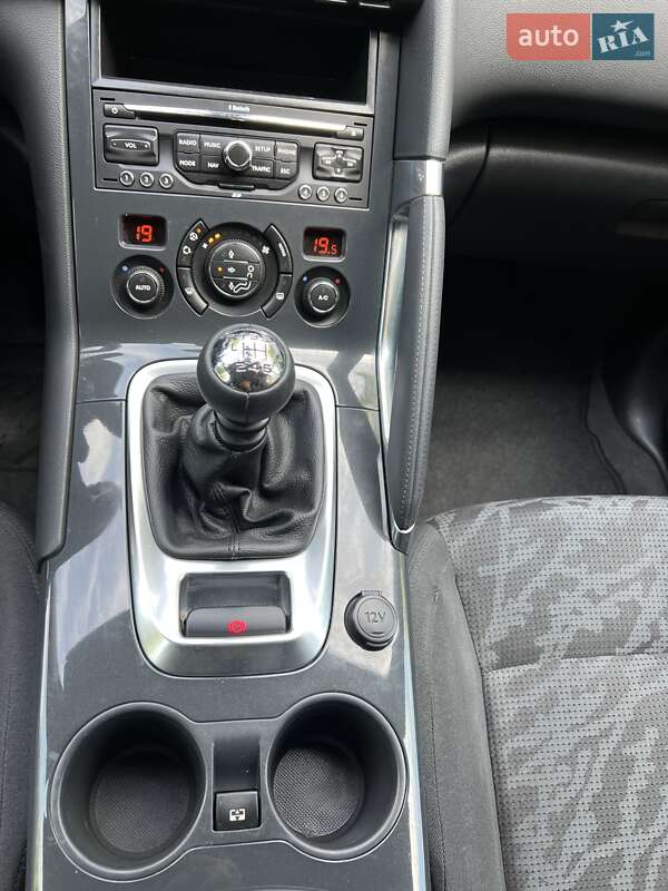 Внедорожник / Кроссовер Peugeot 3008 2012 в Ровно