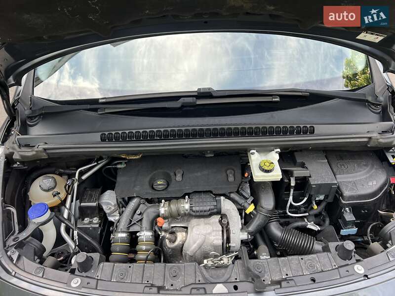 Внедорожник / Кроссовер Peugeot 3008 2012 в Ровно