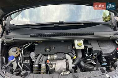 Внедорожник / Кроссовер Peugeot 3008 2012 в 