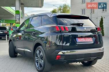 Внедорожник / Кроссовер Peugeot 3008 2018 в 