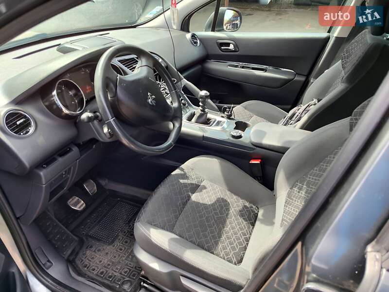 Внедорожник / Кроссовер Peugeot 3008 2014 в Белой Церкви