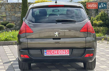 Позашляховик / Кросовер Peugeot 3008 2011 в 