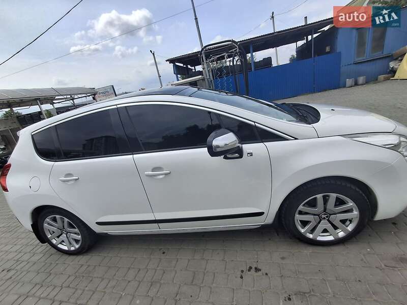 Позашляховик / Кросовер Peugeot 3008 2012 в Івано-Франківську фото 15 Позашляховик / Кросовер Peugeot 3008 2012 в Івано-Франківську