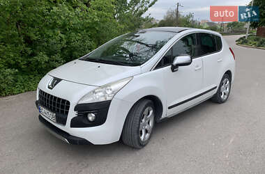 Позашляховик / Кросовер Peugeot 3008 2010 в Львові