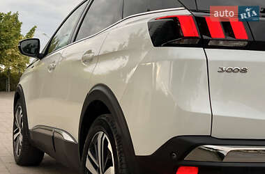 Внедорожник / Кроссовер Peugeot 3008 2019 в 
