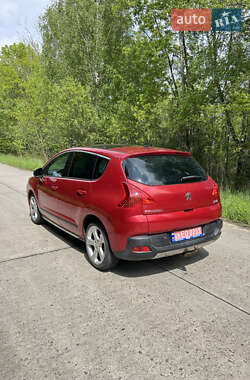 Позашляховик / Кросовер Peugeot 3008 2009 в 