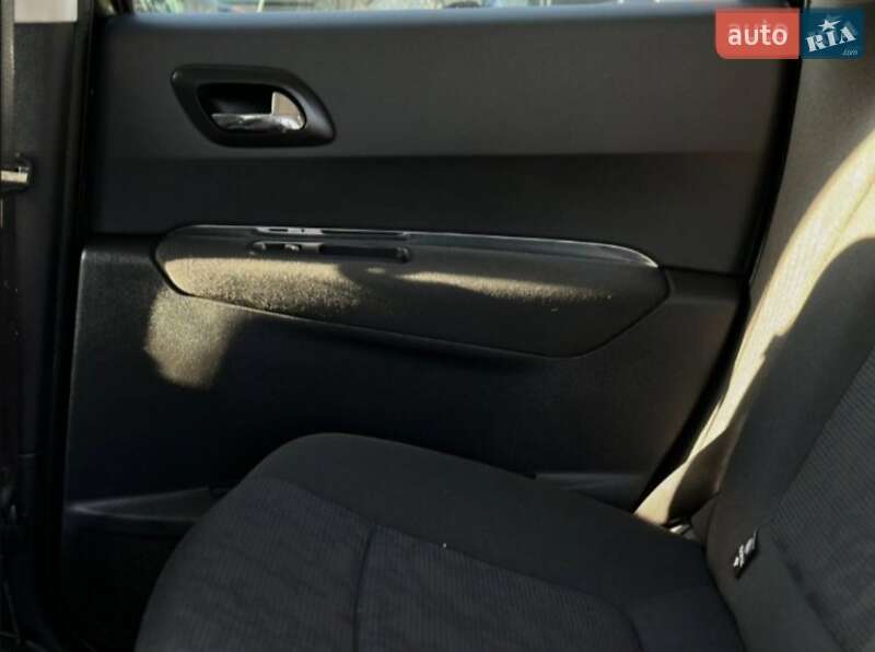 Внедорожник / Кроссовер Peugeot 3008 2013 в Шептицькому