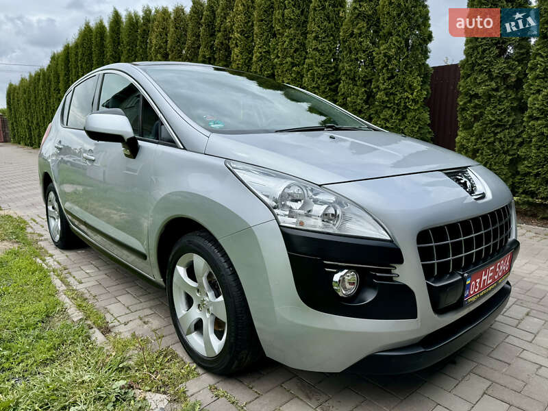 Позашляховик / Кросовер Peugeot 3008 2011 в Луцьку