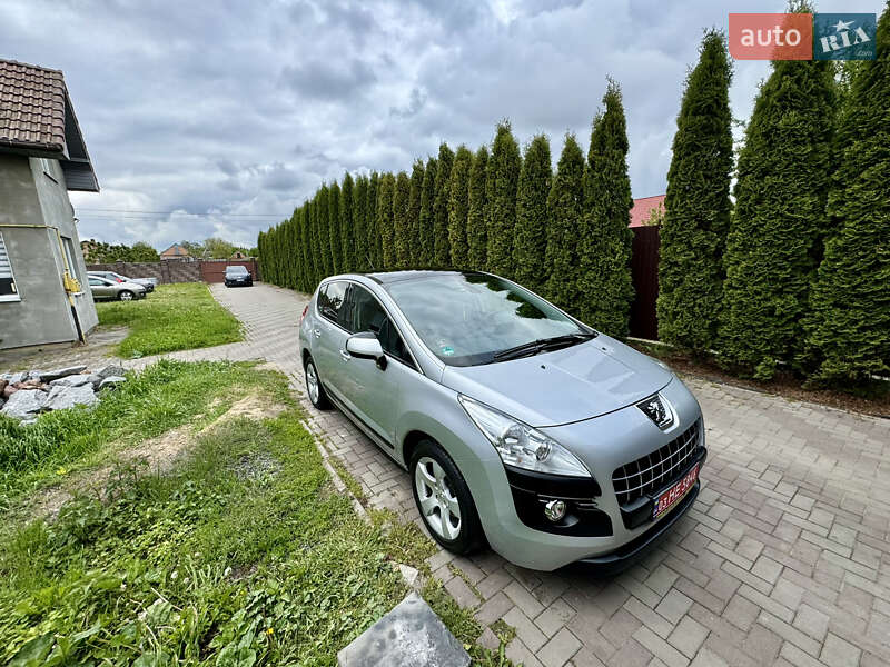 Позашляховик / Кросовер Peugeot 3008 2011 в Луцьку