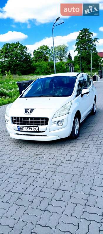 Позашляховик / Кросовер Peugeot 3008 2010 в 