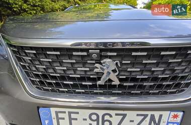 Внедорожник / Кроссовер Peugeot 3008 2018 в 