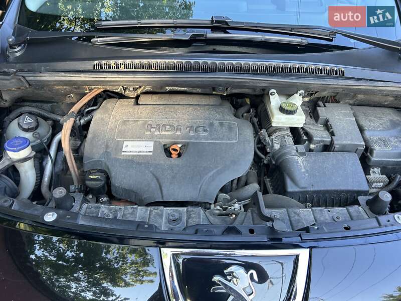 Позашляховик / Кросовер Peugeot 3008 2013 в Одесі