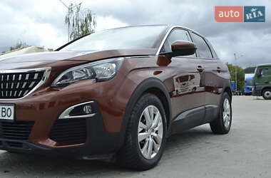 Позашляховик / Кросовер Peugeot 3008 2017 в 