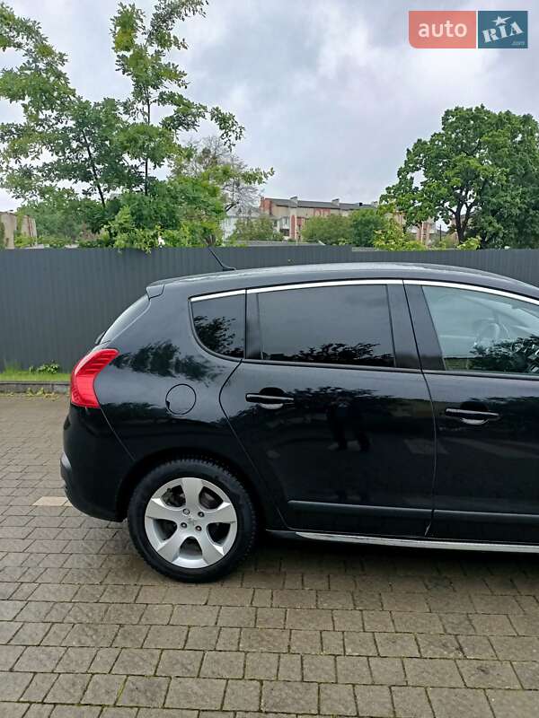 Внедорожник / Кроссовер Peugeot 3008 2013 в Ивано-Франковске
