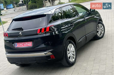 Позашляховик / Кросовер Peugeot 3008 2018 в 