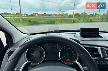 Внедорожник / Кроссовер Peugeot 3008 2012 в 