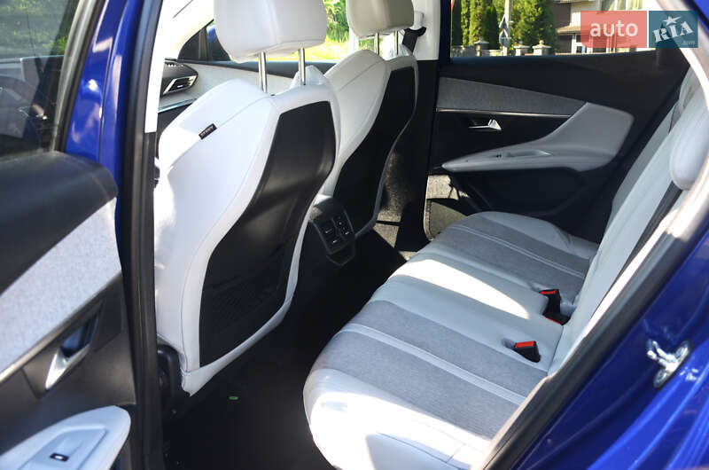 Позашляховик / Кросовер Peugeot 3008 2018 в Вінниці
