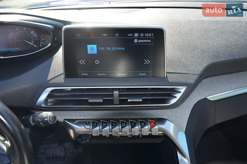 Позашляховик / Кросовер Peugeot 3008 2018 в Вінниці