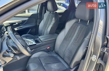Позашляховик / Кросовер Peugeot 3008 2021 в 
