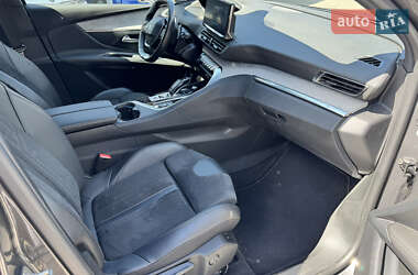 Позашляховик / Кросовер Peugeot 3008 2021 в 