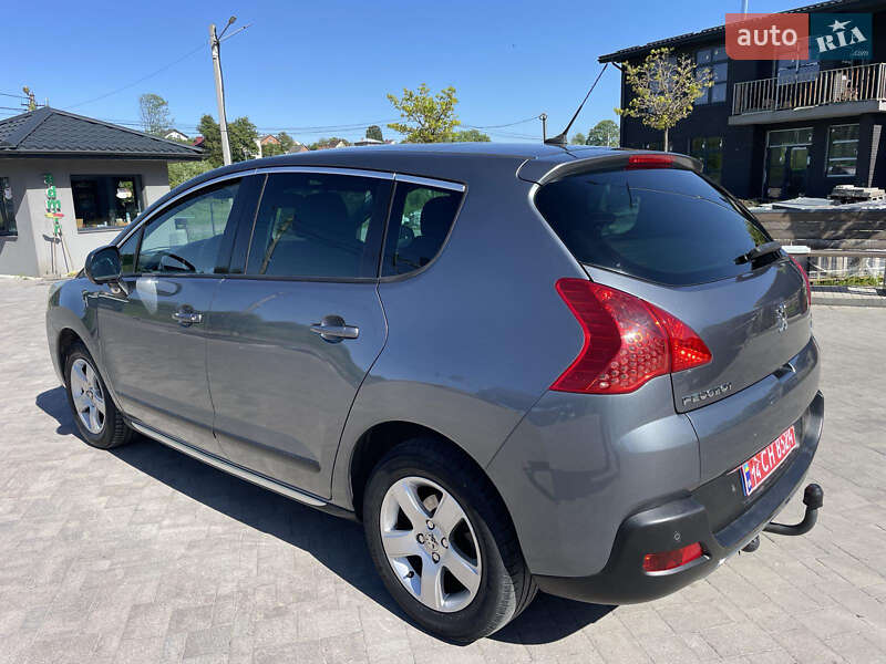 Позашляховик / Кросовер Peugeot 3008 2011 в Львові