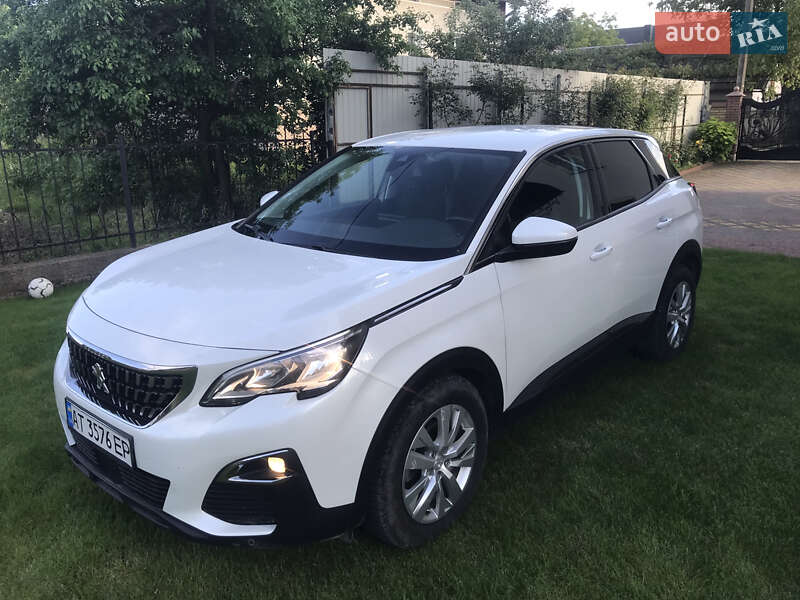 Внедорожник / Кроссовер Peugeot 3008 2017 в Ивано-Франковске