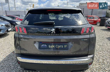 Позашляховик / Кросовер Peugeot 3008 2021 в 