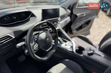 Позашляховик / Кросовер Peugeot 3008 2021 в 