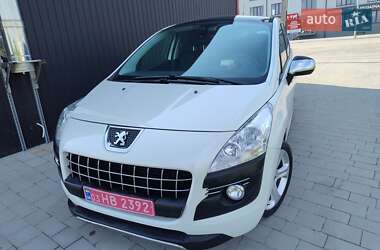 Внедорожник / Кроссовер Peugeot 3008 2011 в 