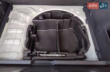 Внедорожник / Кроссовер Peugeot 3008 2011 в 