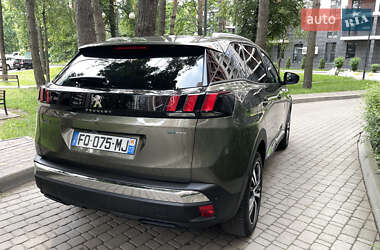 Позашляховик / Кросовер Peugeot 3008 2020 в 