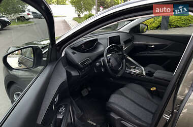 Позашляховик / Кросовер Peugeot 3008 2020 в 